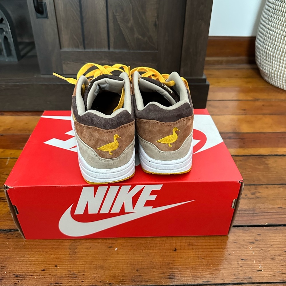 Nike Air Max 1 Ugly Duckling Pecan - Picture 3 of 3